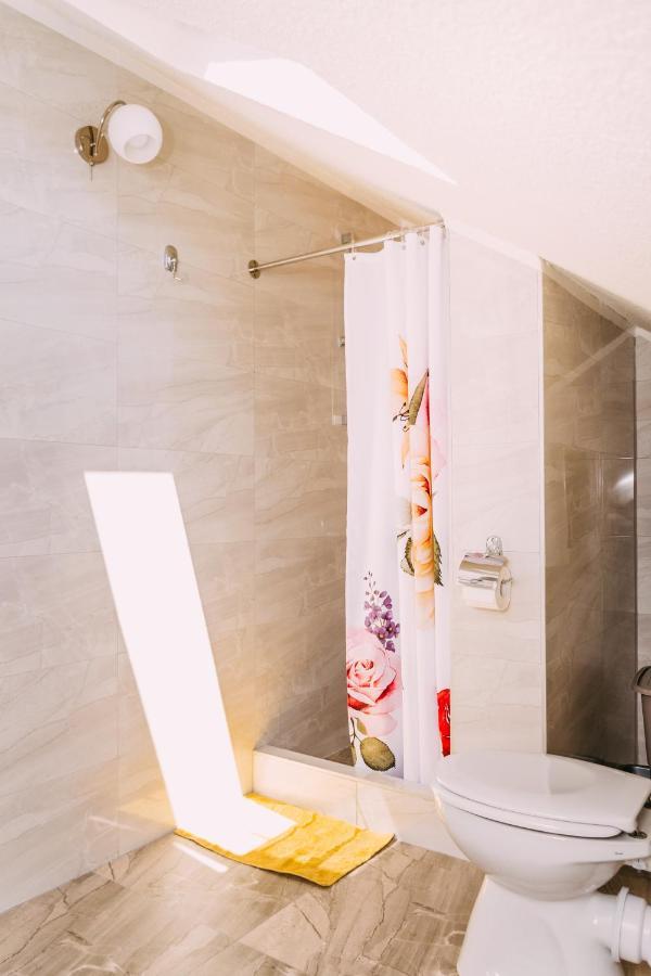 Apartmani Markesic Ramsko Jezero Prozor Exterior foto